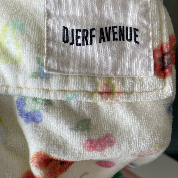 Djerf avenue Fruit Robe. Amazing condition. M/L - Picture 3 of 3